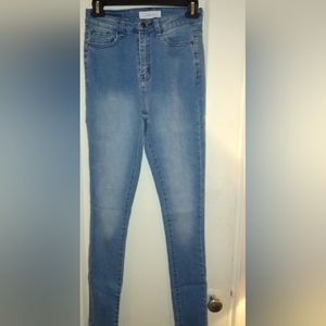 Medium Wash High Rise Skinny Jeans